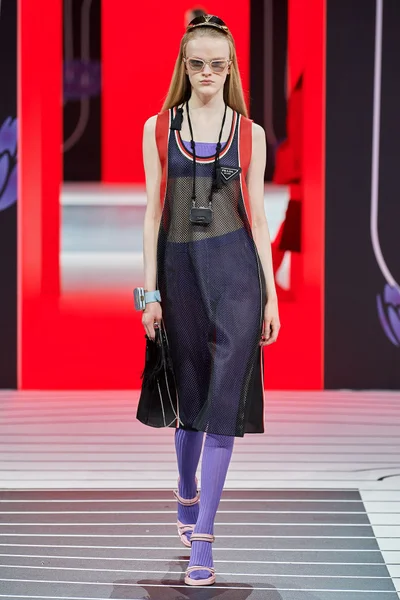 Look 39